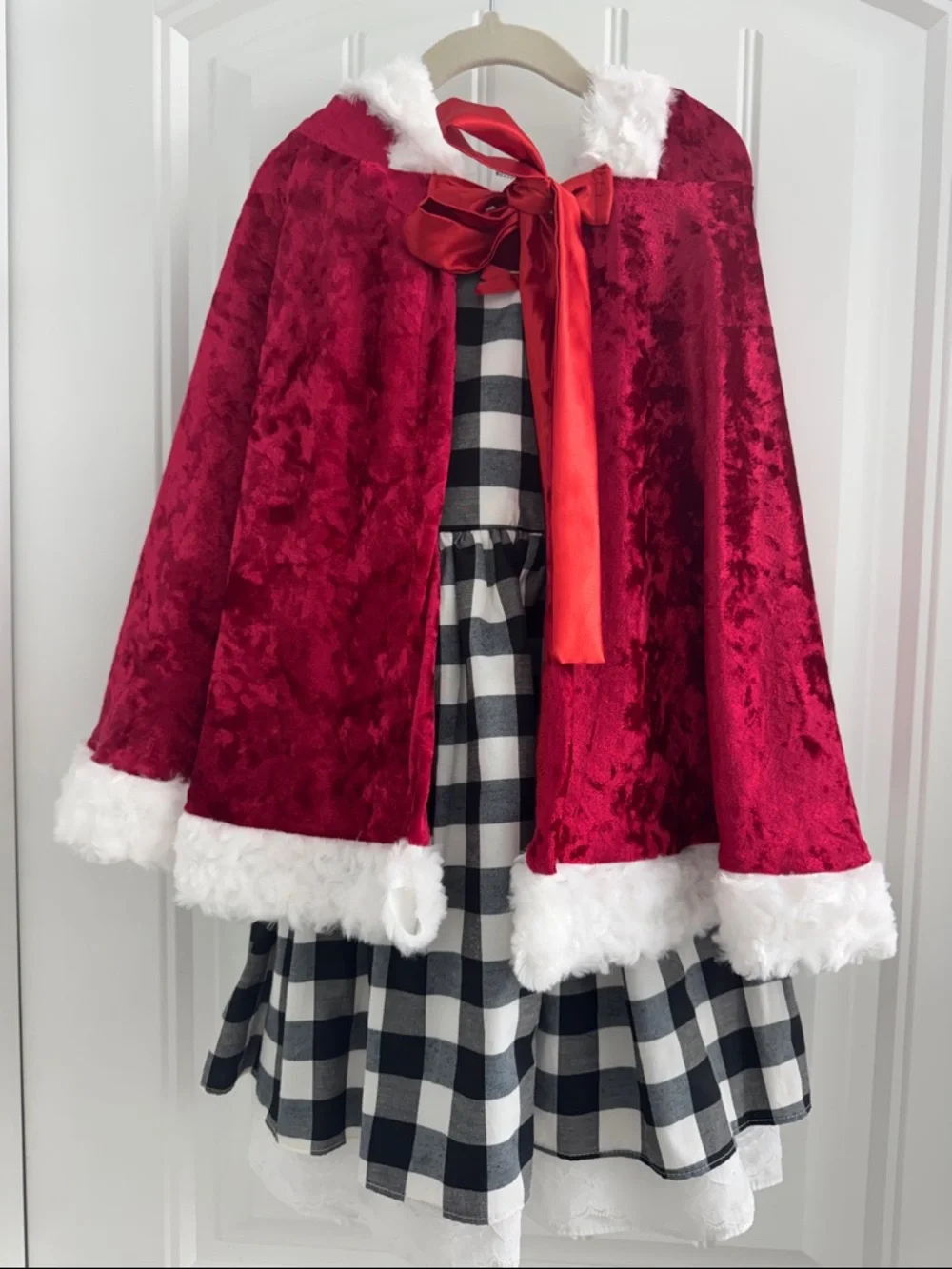 Lover Dovers -handmade-  Cindy Lou Who Holiday Dress - Picture 6 of 6